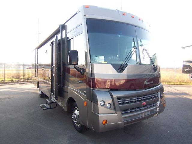 2009 Winnebago Sightseer
